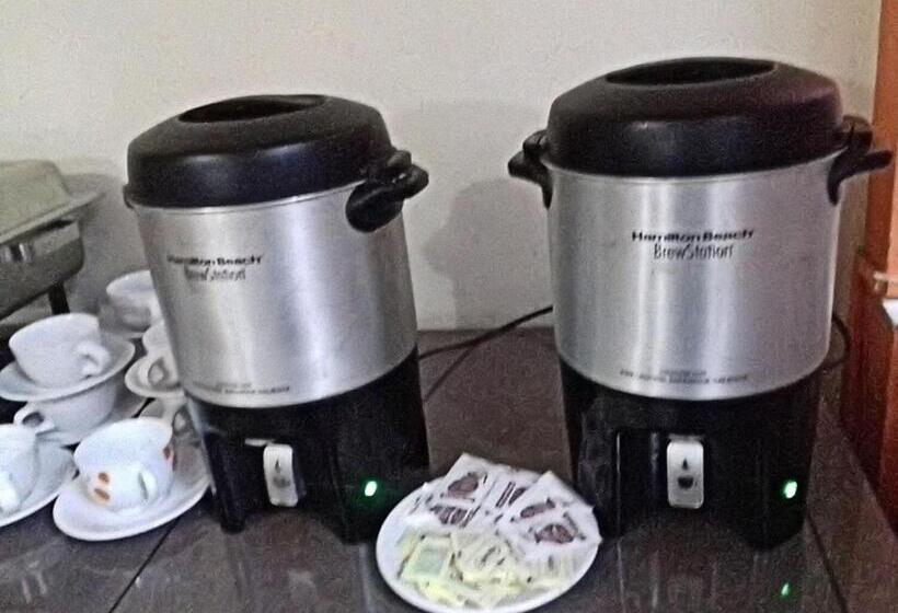 Отель Maria Elena