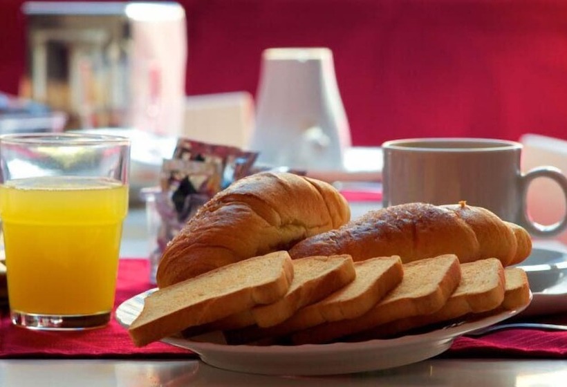 هتل Mimosa Pantheon