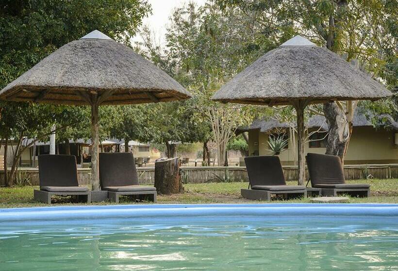 בית מלון כפרי Montebelo Gorongosa Lodge & Safari