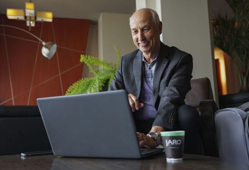 בית מלון כפרי Must