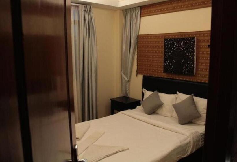 Отель Naga Angkor Hostel