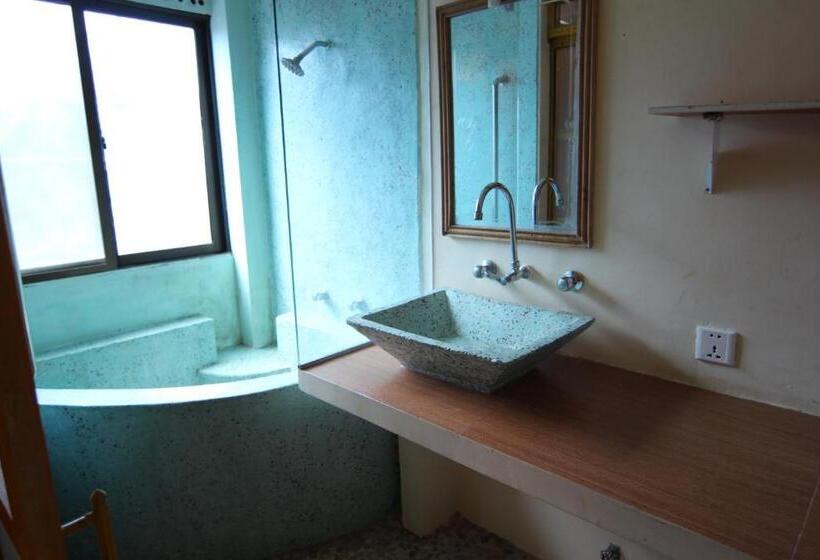 هتل Naga Angkor Hostel