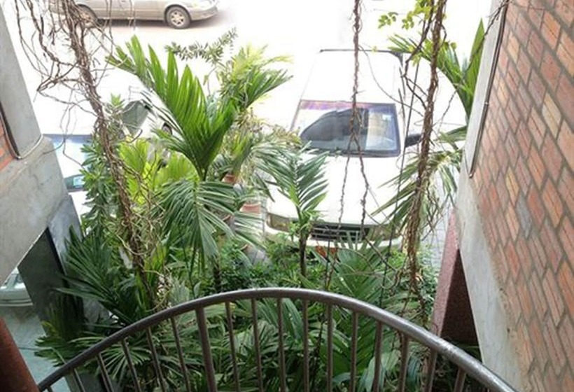 هتل Naga Angkor Hostel