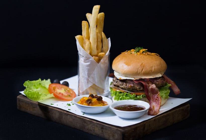 هتل Naga Angkor Hostel