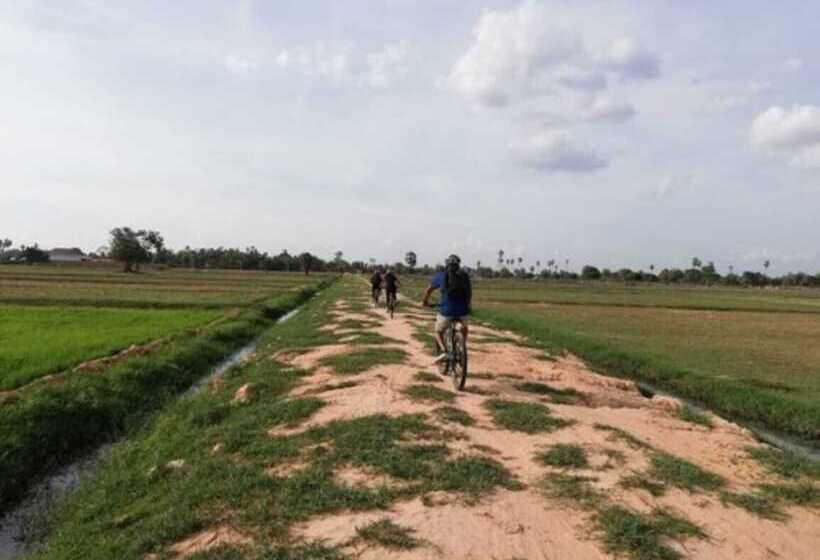 هتل Naga Angkor Hostel