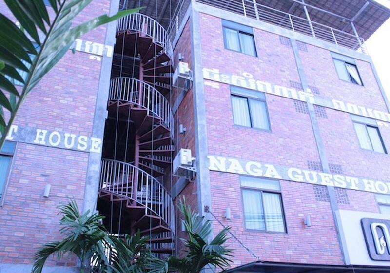 هتل Naga Angkor Hostel