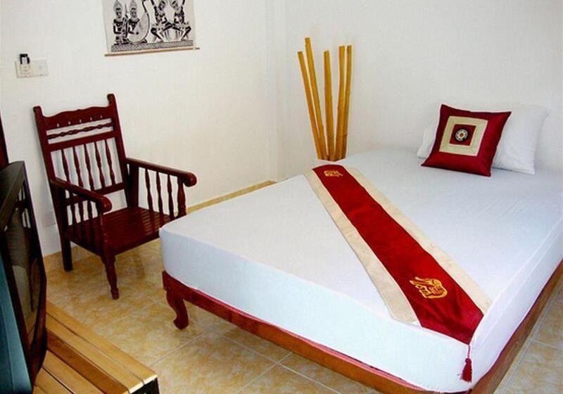 Отель Naga Angkor Hostel