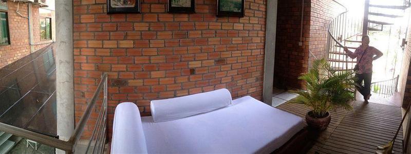 Отель Naga Angkor Hostel