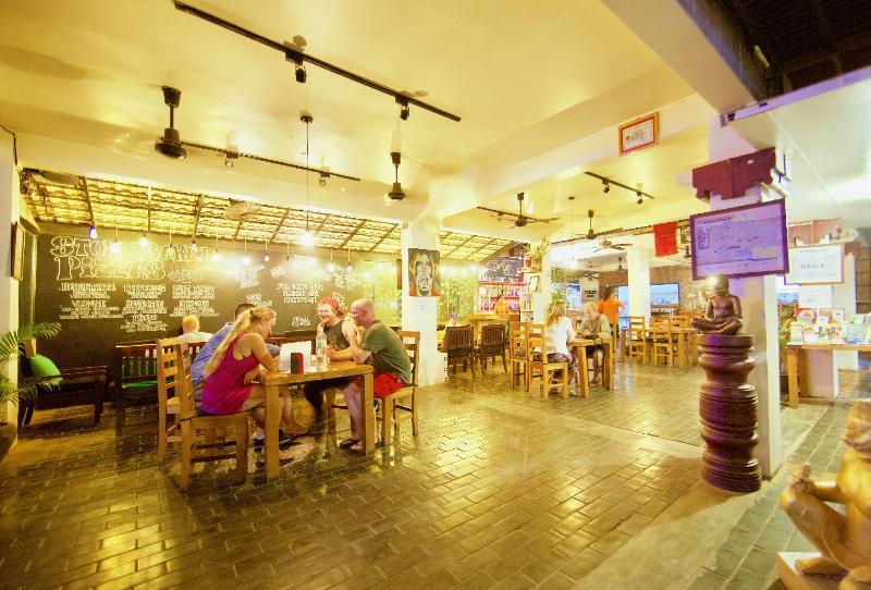 هتل Naga Angkor Hostel