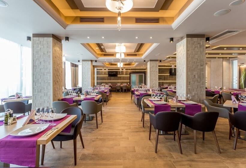 New Splendid Hotel & Spa   Adults Only