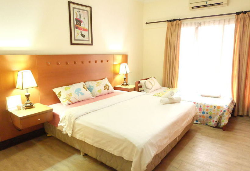 ホテル North Borneo Paradise @ Marina Court Resort Condo