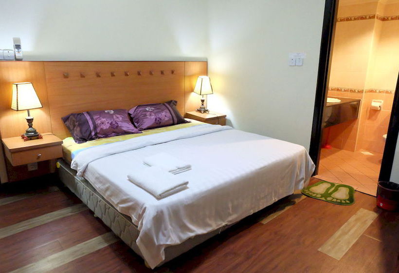 ホテル North Borneo Paradise @ Marina Court Resort Condo