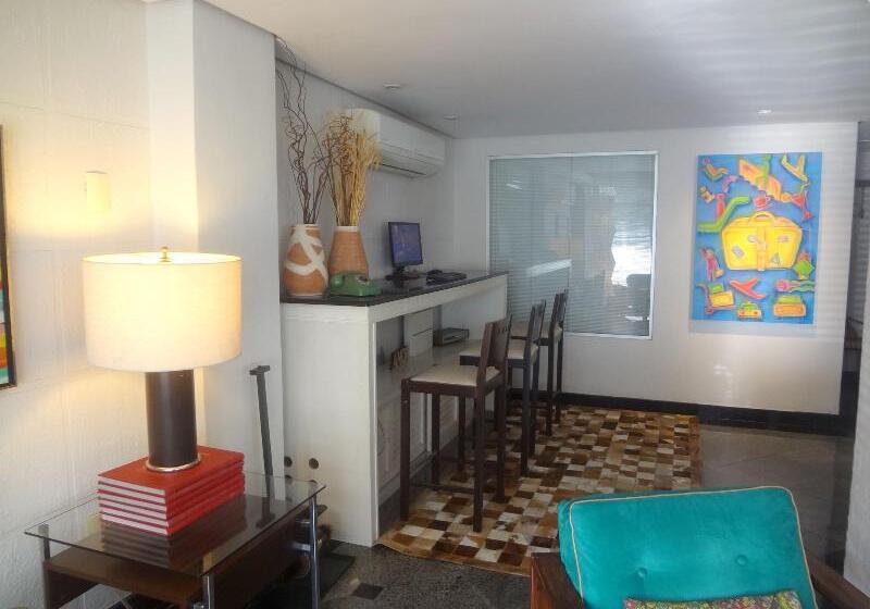 ホテル Novo Hamburgo Business