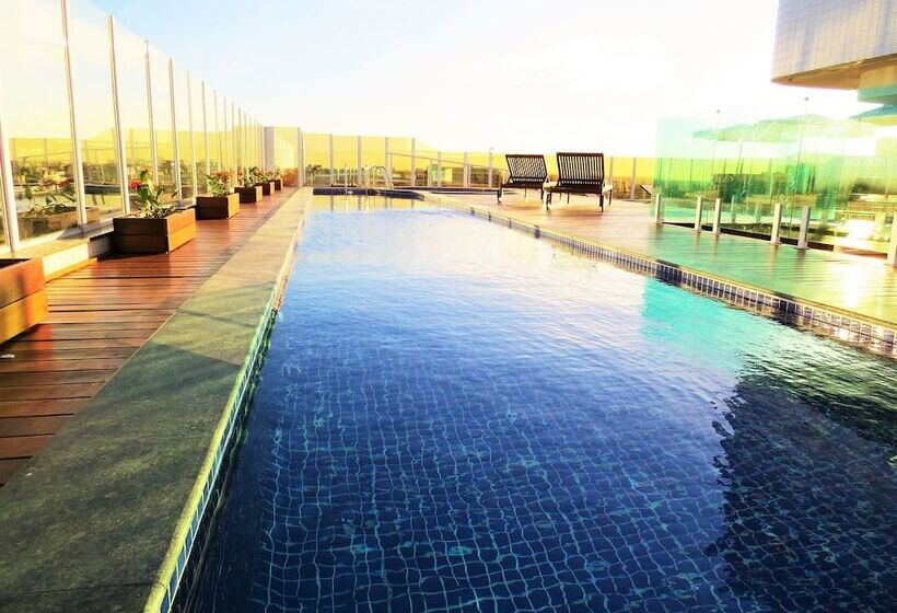 Отель Oasis Cabo Frio