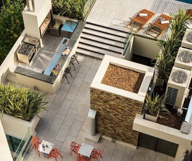 هتل Own Montevideo