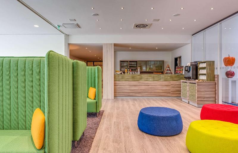 בית מלון כפרי Park Inn By Radisson Neumarkt