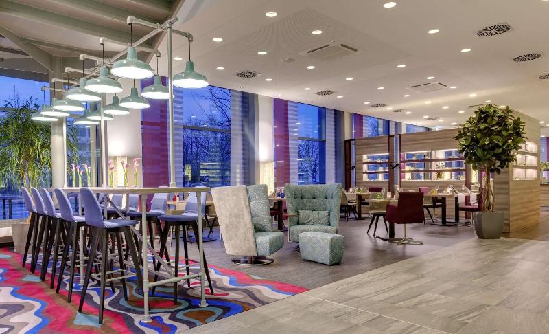 בית מלון כפרי Park Inn By Radisson Neumarkt