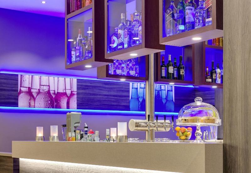 בית מלון כפרי Park Inn By Radisson Neumarkt