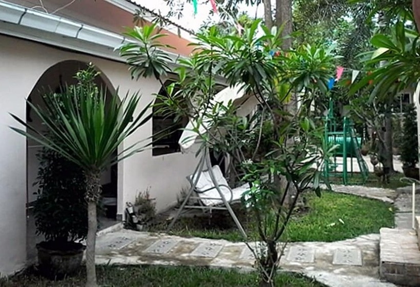 בית מלון כפרי Penny's Home Stay Resort