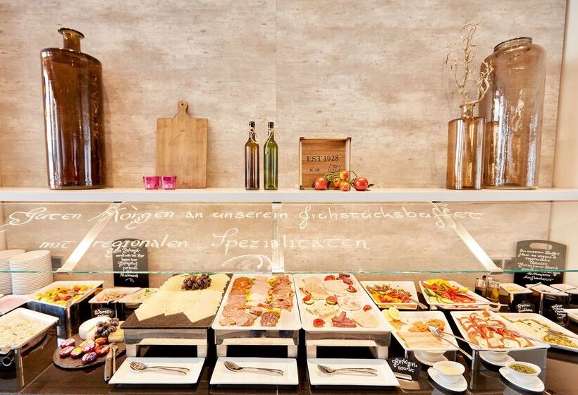 Отель Platzhirsch