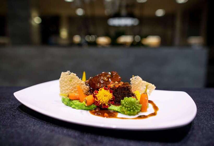 Отель Platzhirsch