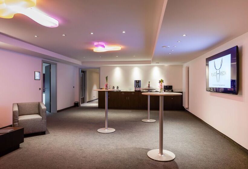 Отель Platzhirsch