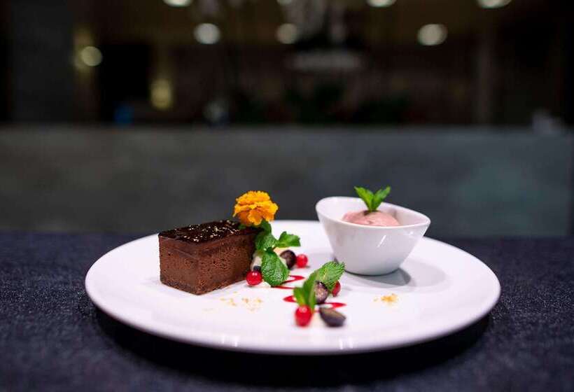 Отель Platzhirsch