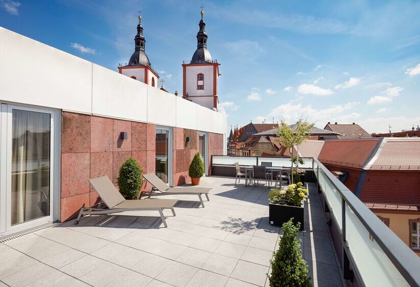 Отель Platzhirsch