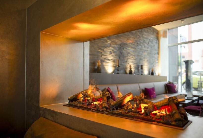 Отель Platzhirsch