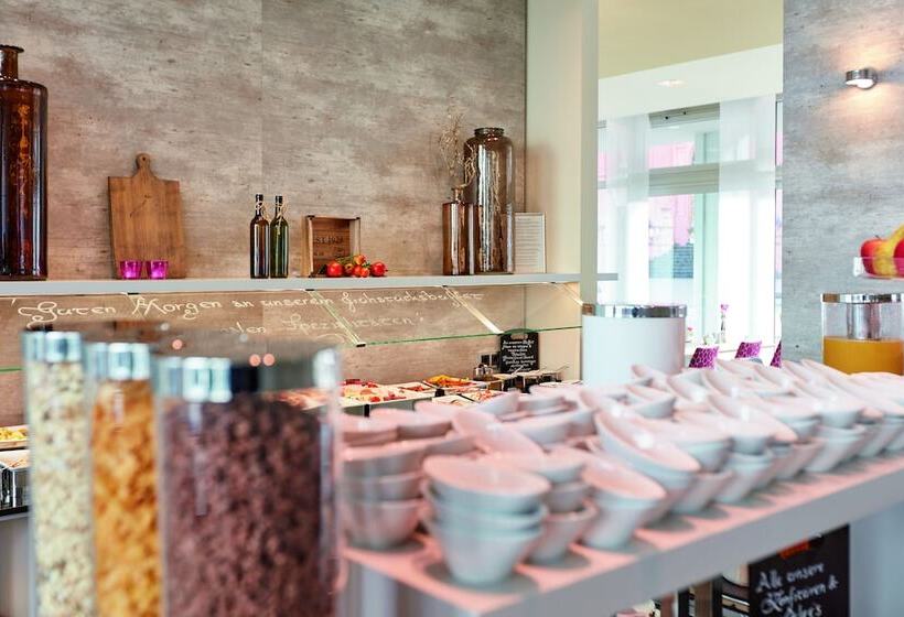 Отель Platzhirsch