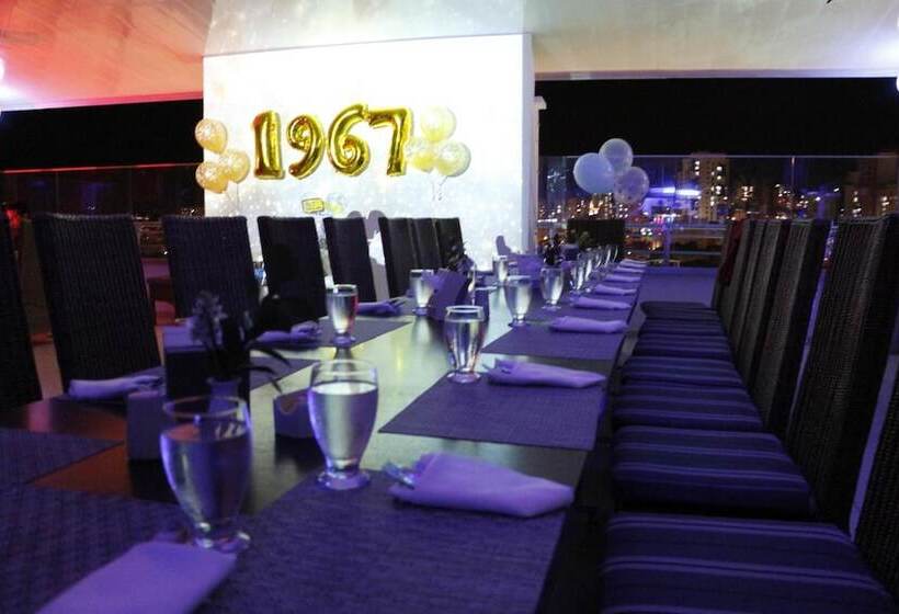 هتل Plazuela Real