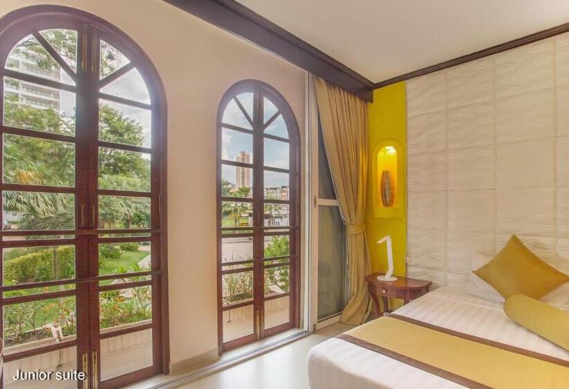 Отель Poseidon Boutique