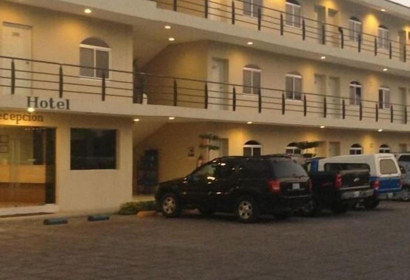 فندق Real Posada