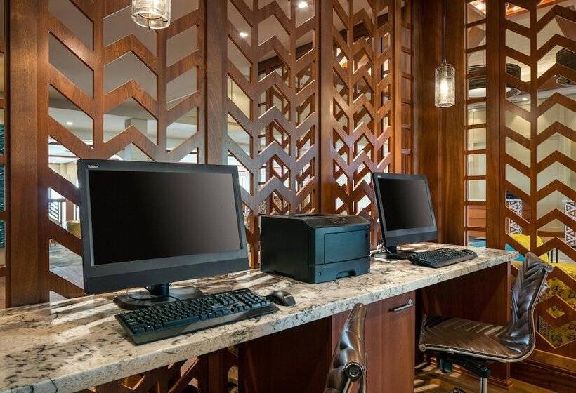 Отель Residence Inn By Marriott Maui Wailea