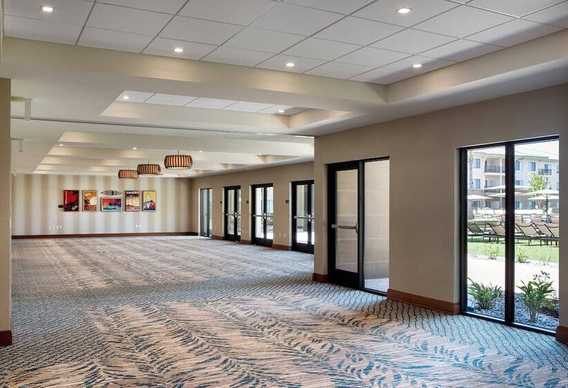 Отель Residence Inn By Marriott Maui Wailea