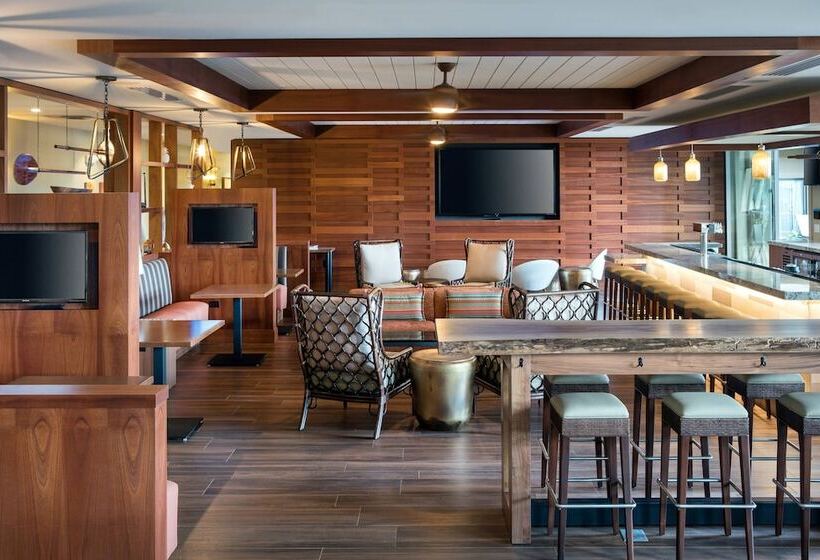 Отель Residence Inn By Marriott Maui Wailea