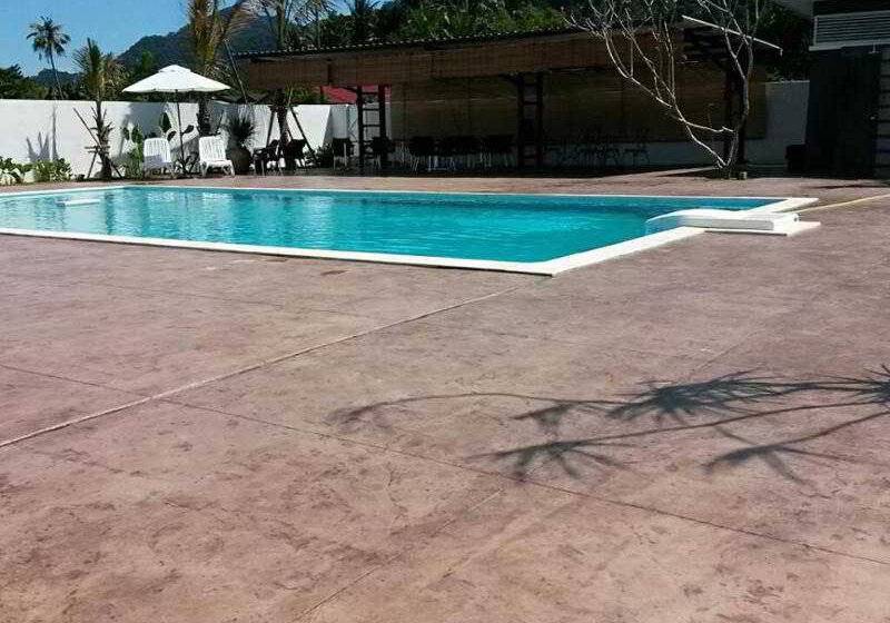 هتل Riverra Inn Langkawi