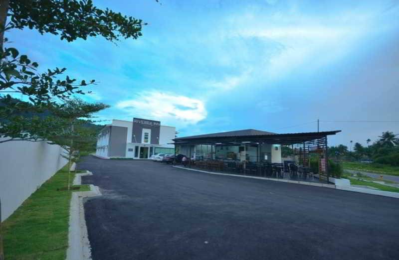 هتل Riverra Inn Langkawi