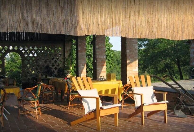בית מלון כפרי Agriturismo Antica Torre