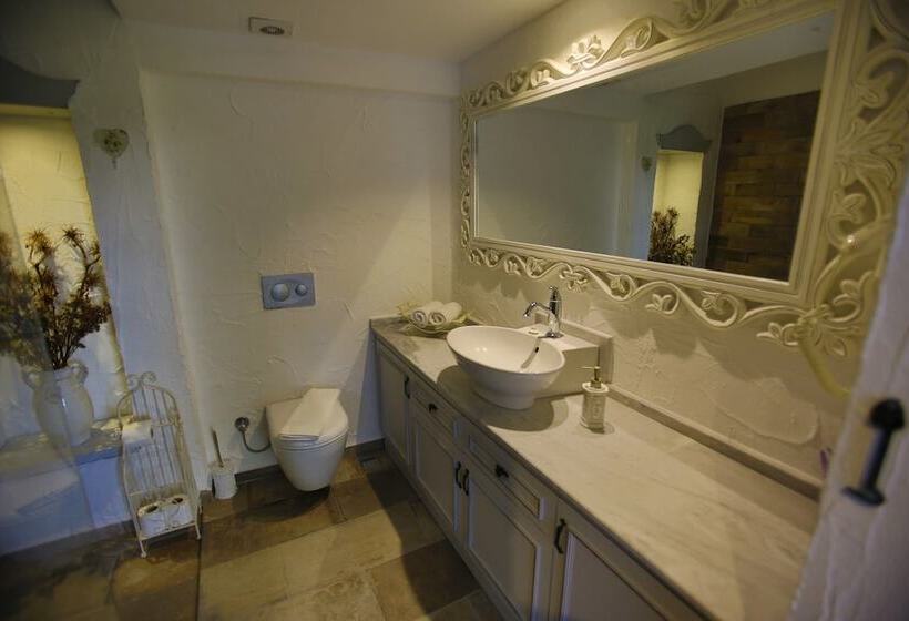 Отель S3 Orange Exclusive