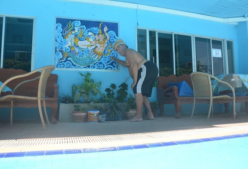 Отель Sananwan Palace