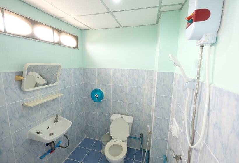 Отель Sananwan Palace