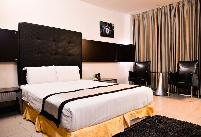 فندق Shervinton Executive Boutique