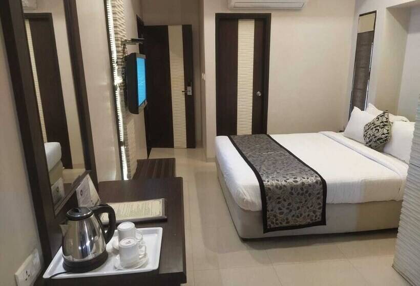 호텔 Shree Narayana