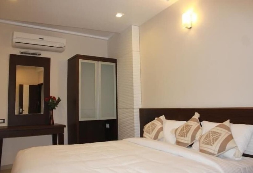 호텔 Shree Narayana