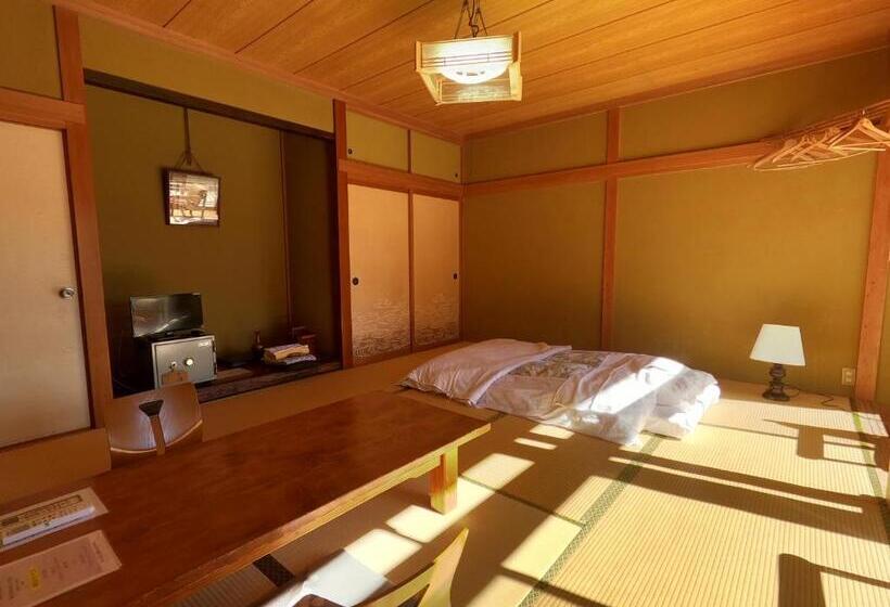 ホテル Shukubo Komadori Sanso