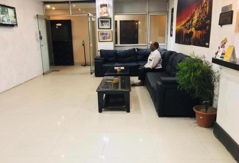 בית מלון כפרי Sita Palace On Heritage Ghats Of Benaras