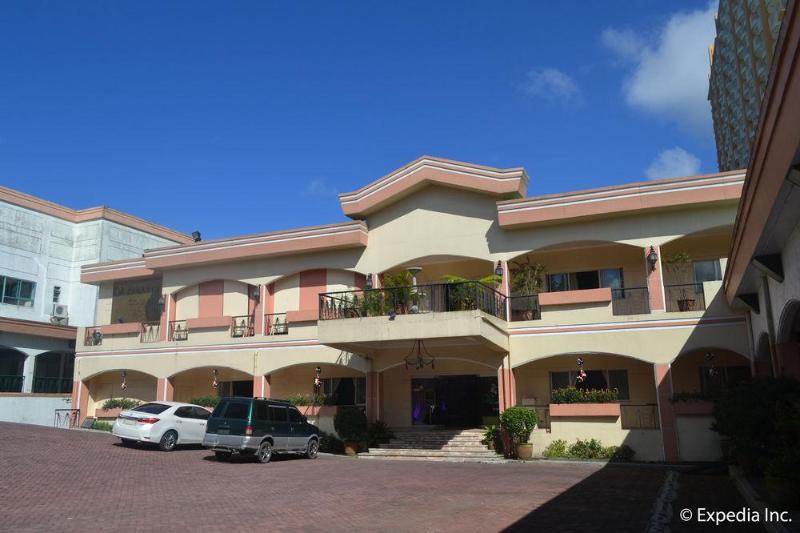 בית מלון כפרי Tagaytay Country