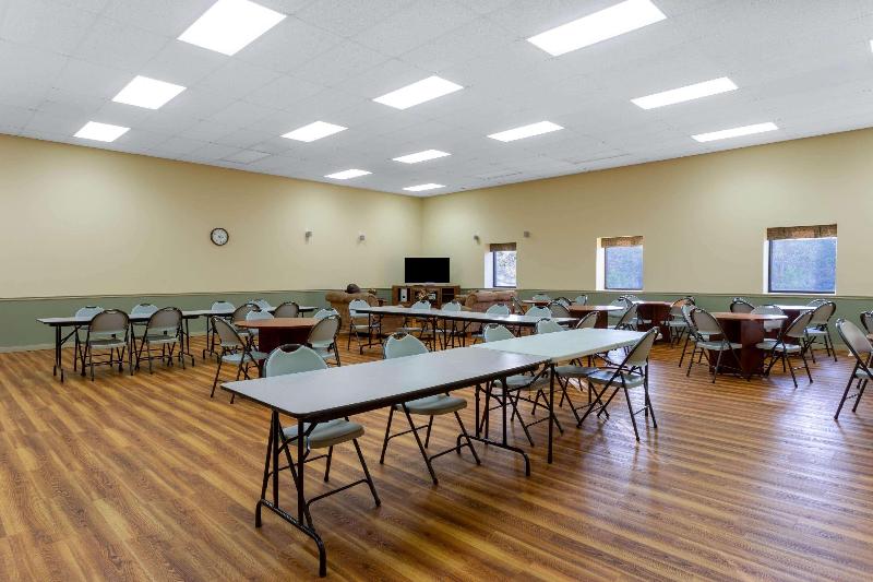 酒店 Tamarack Wisconsin Dells, A Ramada By Wyndham