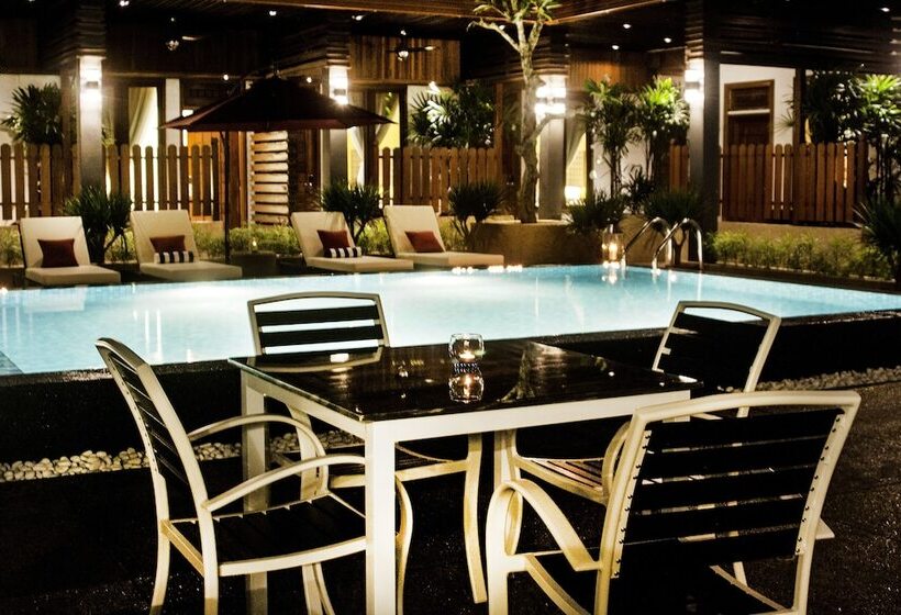 ホテル Palette Telaga Terrace Boutique Resort